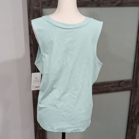 Athleta Cinch tank size 3X. Soft buttery powervita fabric in a soft green NWT - Picture 5 of 5